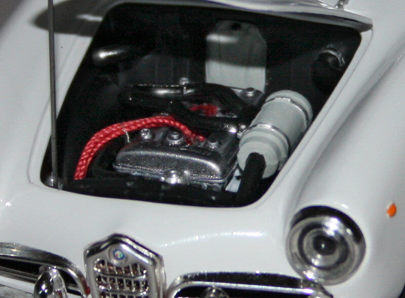 1/24 Italeri #3653 Alfa Romeo Giulietta Spider 1300